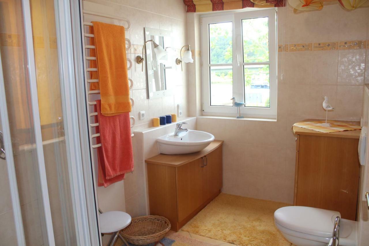 Faehrhaus Ferienwohnung 사르부르크 외부 사진