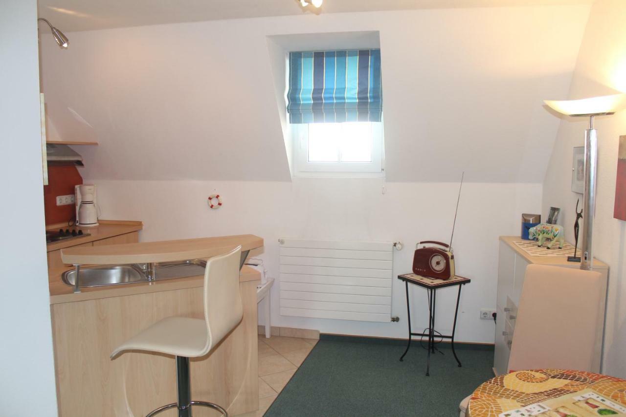Faehrhaus Ferienwohnung 사르부르크 외부 사진